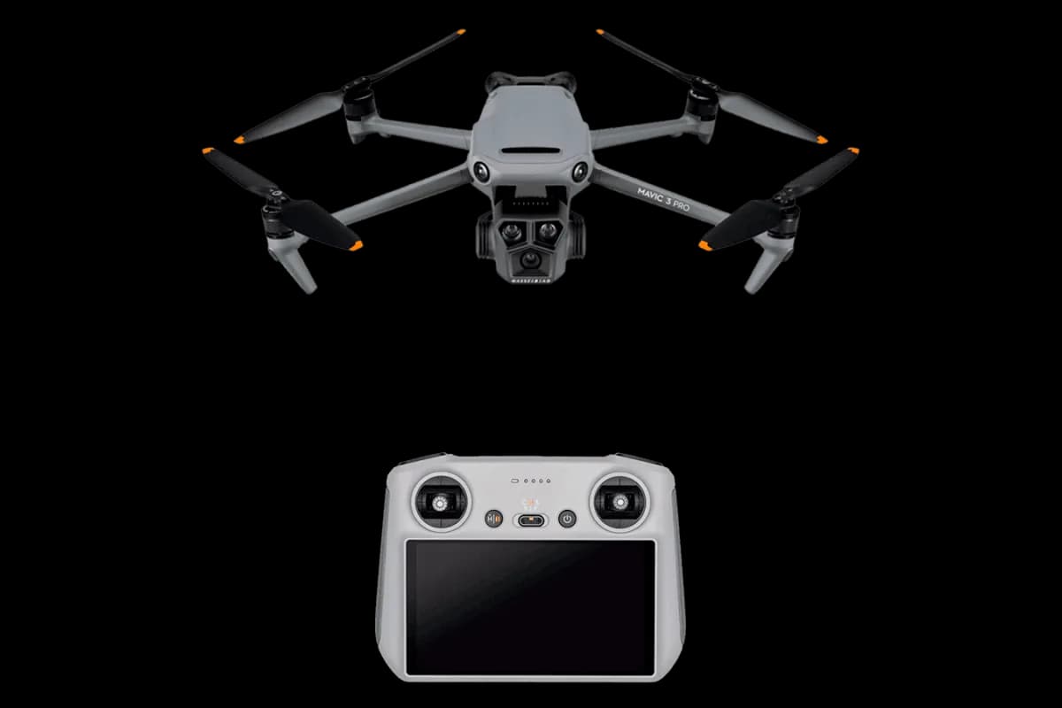 Квадрокоптер DJI Mavic 3 Pro пульт DJI RC
